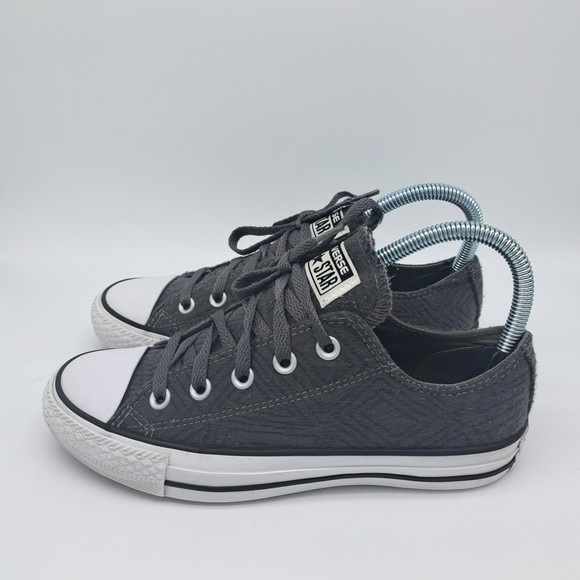 Converse Womens Size 8 All Star Canvas Sneakers Gray Low Top Lace Up Original - Picture 2 of 7